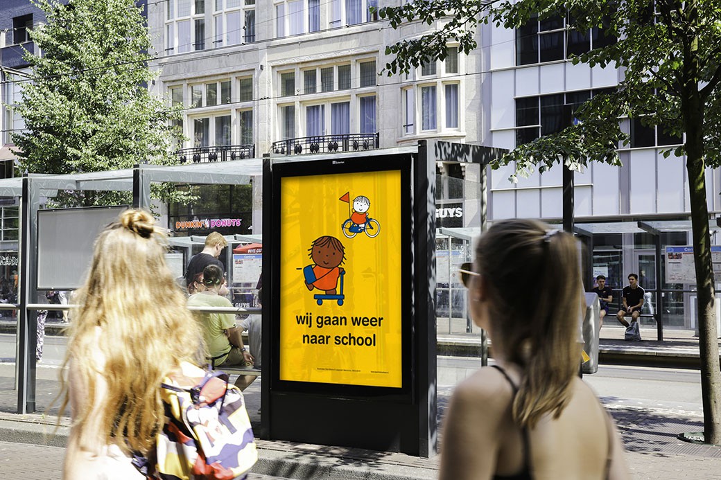 dick bruna leer in het verkeer campagne wij gaan weer naar school start schooljaar als de scholen weer beginnen extra aandacht voor verkeersveiligheid abri's 